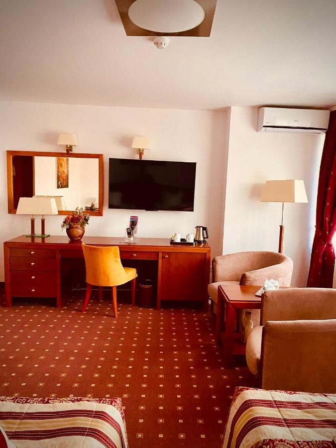 Casa Jasmine Hotel บราชอฟ ภายนอก รูปภาพ
